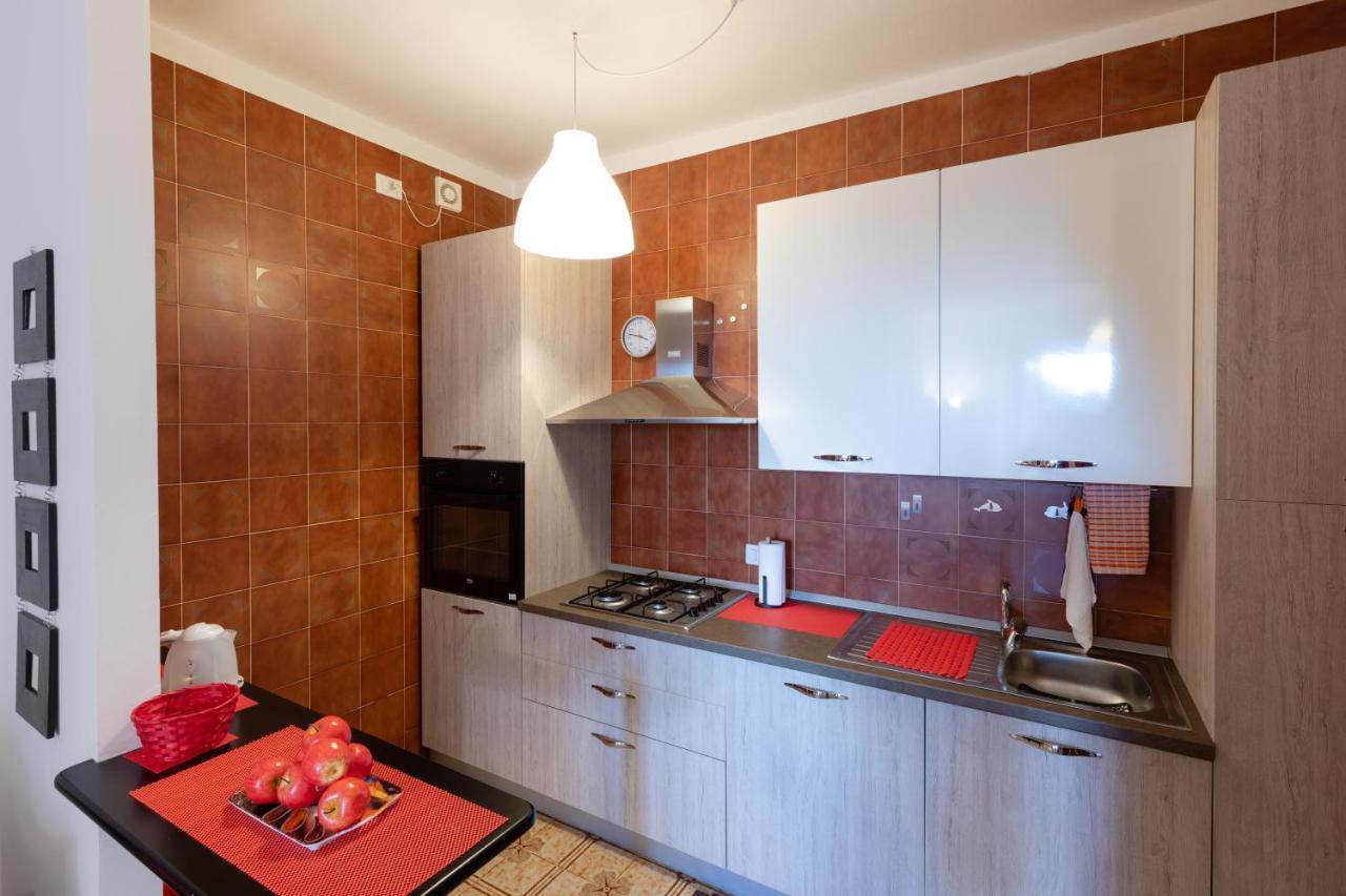 086 - Sunshine Home, 5 Minuti Dalla Spiaggia - Parcheggio Privato Gratis Incluso Ospedaletti Exterior foto